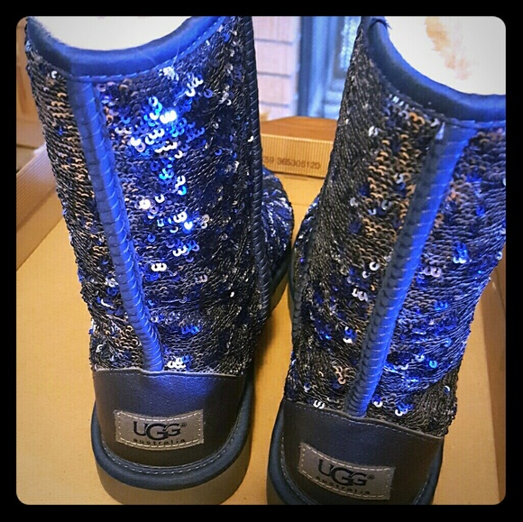 UGG Shoes - UGG Classic short sparkles boots (New)